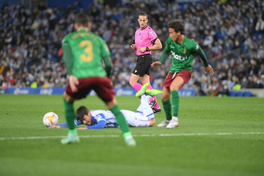 Fotos: El Real Sociedad-Granada en imágenes