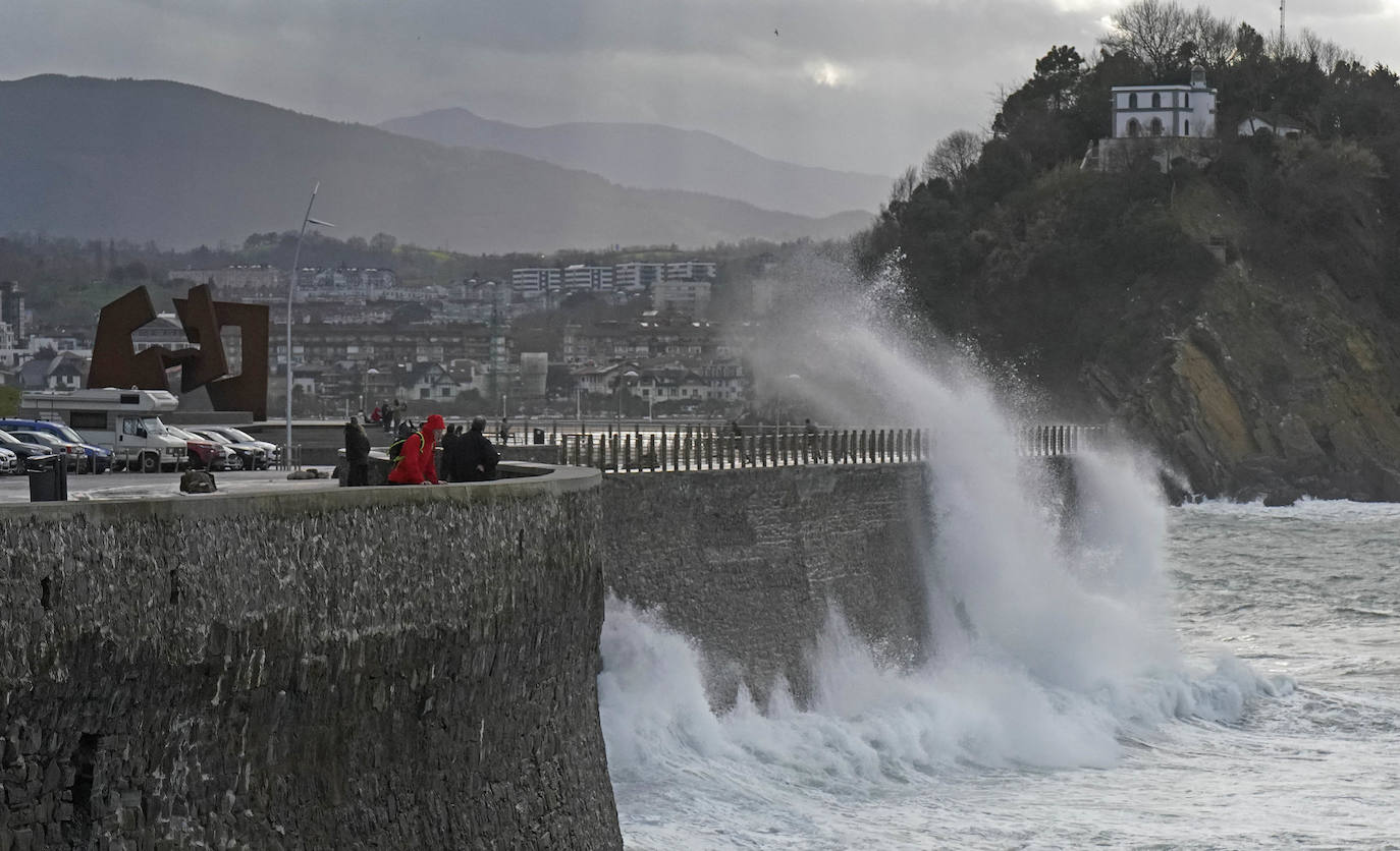 Fotos: Aviso amarillo por olas