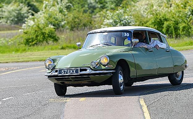 El Citroën DS servirá a Michelin para difundir el Radial