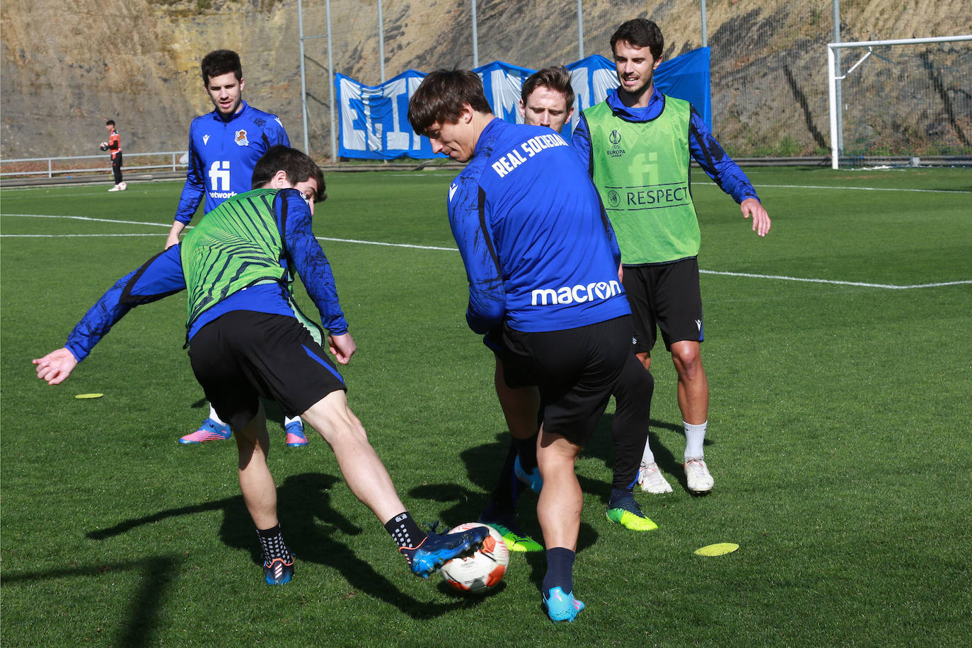 Fotos: Las imágenes del entrenamiento de la Real Sociedad en Zubieta