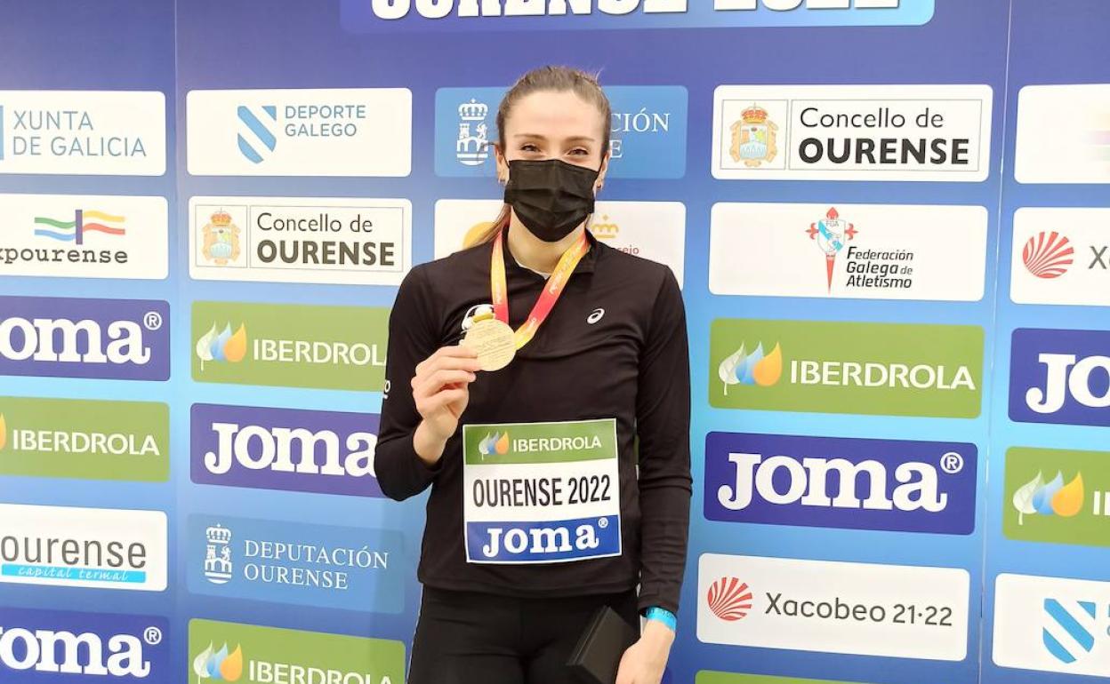 Teresa Errandonea, con la medalla de oro. 