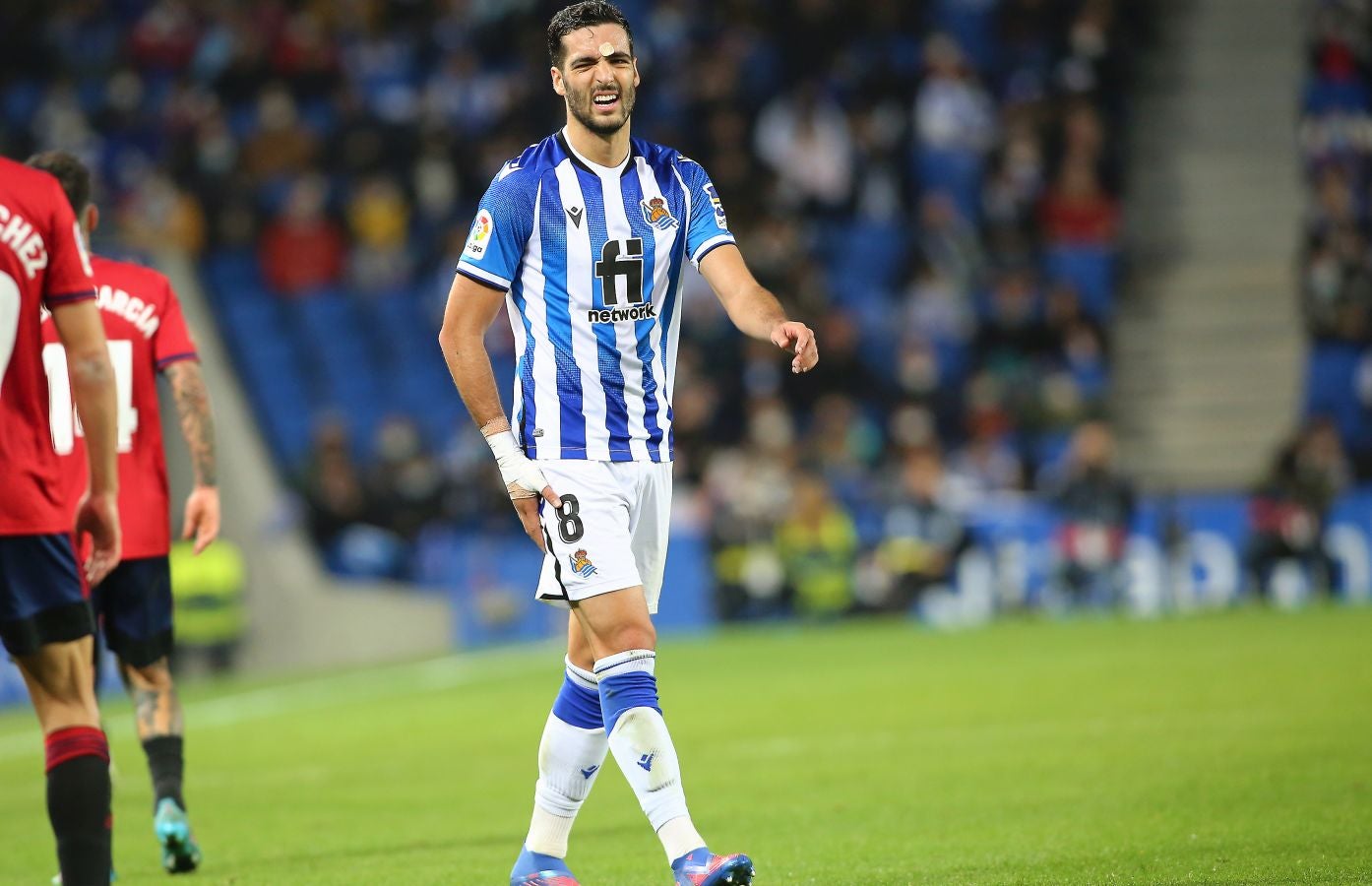 Una Real Sociedad con Pacheco, Djouahra, Martín y Sola se lleva una gran victoria gracias al gol de Aritz en un córner. 