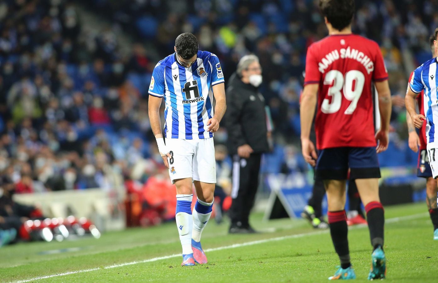 Una Real Sociedad con Pacheco, Djouahra, Martín y Sola se lleva una gran victoria gracias al gol de Aritz en un córner. 