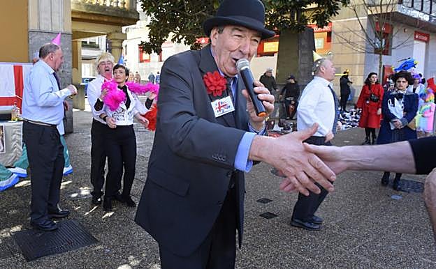 «Religión o política, no tocamos otros temas»