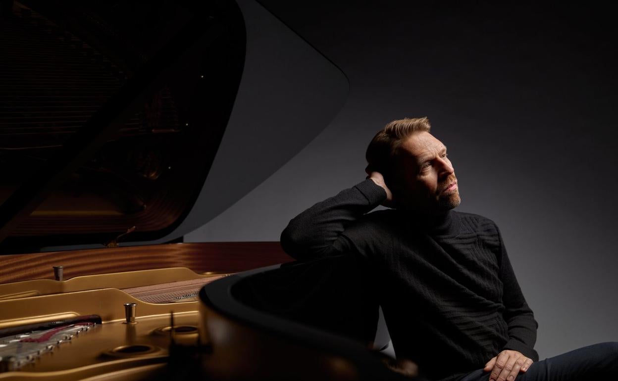Leif Ove Andsnes | Pianista: «Tocar en dúo de pianos requiere mucha disciplina para 'respirar' como uno solo»