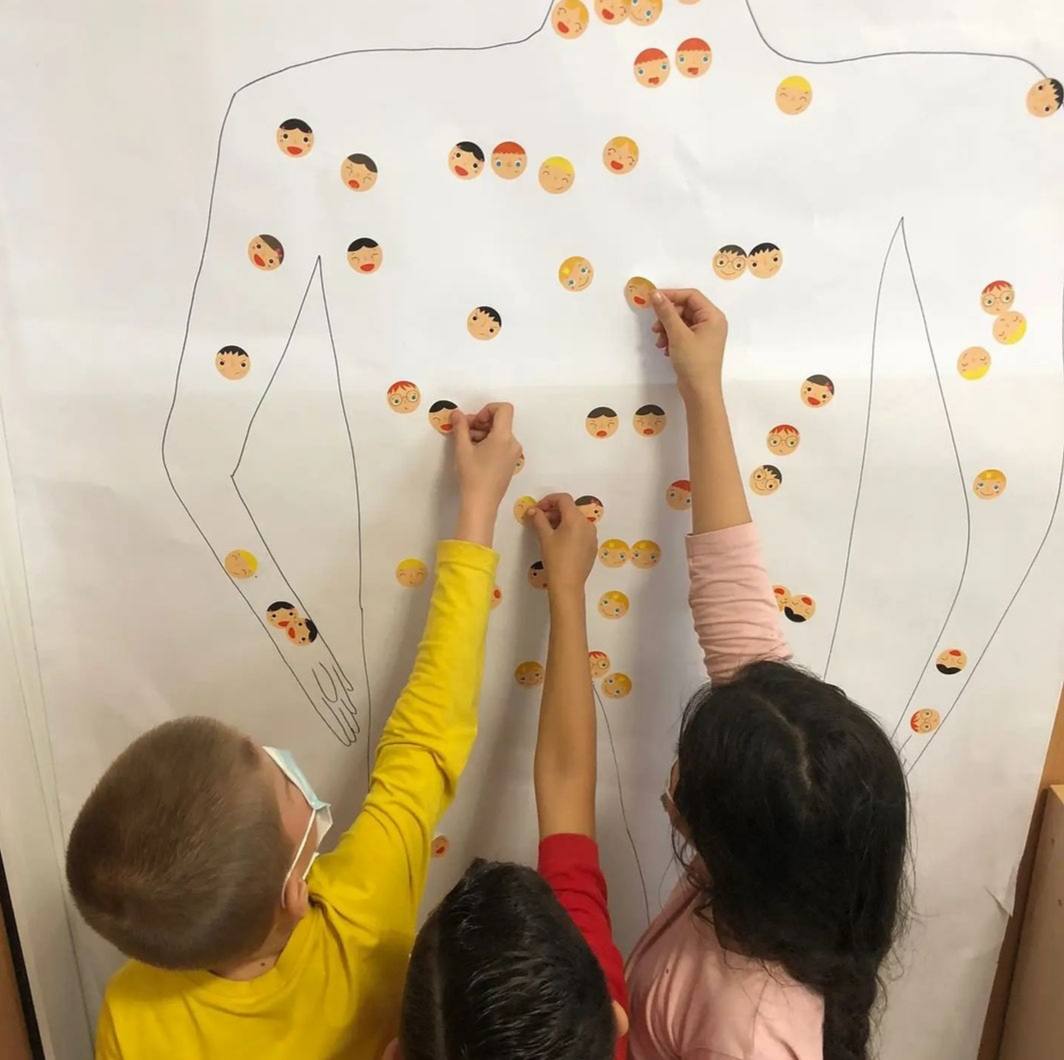 Los más pequeños aprenden jugando.