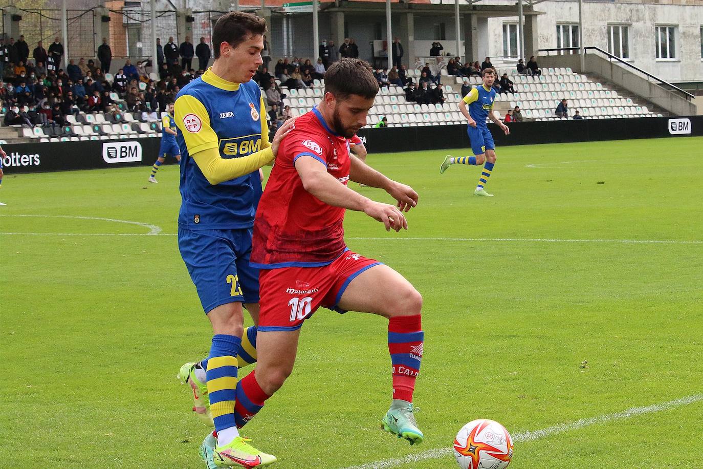 Fotos: El Real Unión se deja sorprender en Gal por el Calahorra