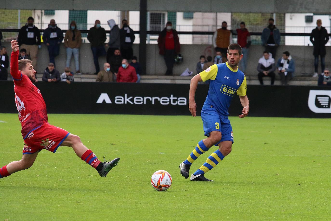 Fotos: El Real Unión se deja sorprender en Gal por el Calahorra