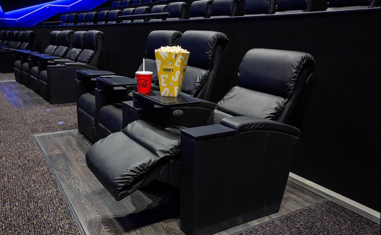 Así son las butacas de 'luxe' de los nuevos cines de Garbera | El ...