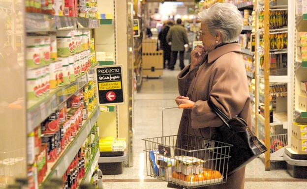 La inflación se dispara en España al 7,6% y se extiende a toda la cesta de la compra