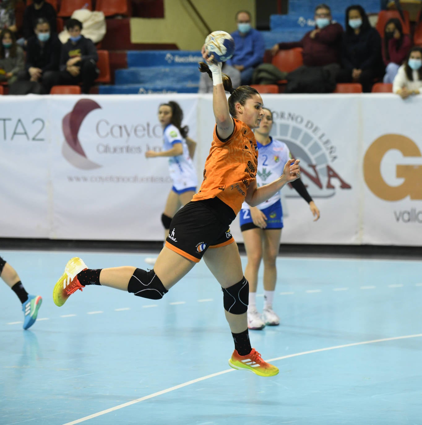 Fotos: El Bera Bera gana y vuelve a tomar aire en lo más alto