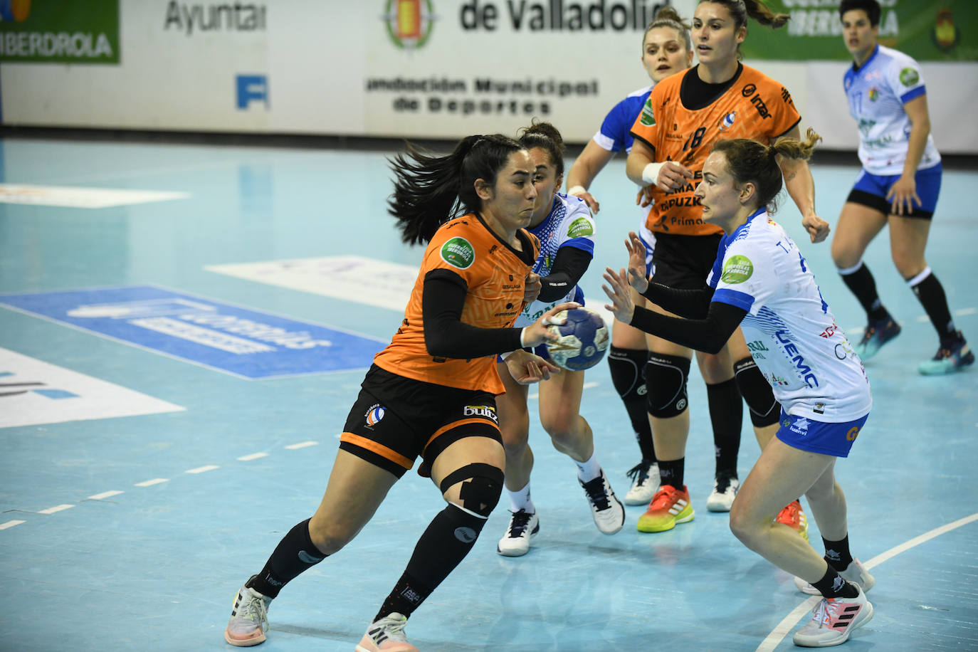 Fotos: El Bera Bera gana y vuelve a tomar aire en lo más alto