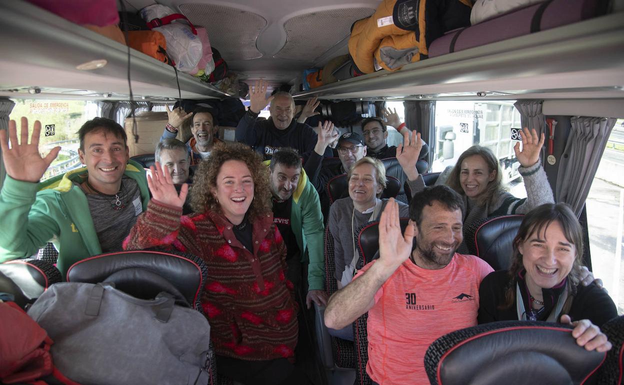 Solidaridad con Ucrania: Alex Txikon y Matia Fundazioa buscan una nueva cima: traer a Euskadi a 60 refugiados