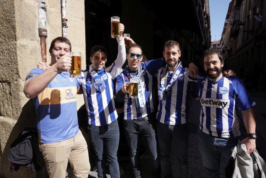 Fotos: Ambiente antes del derbi ante el Alavés