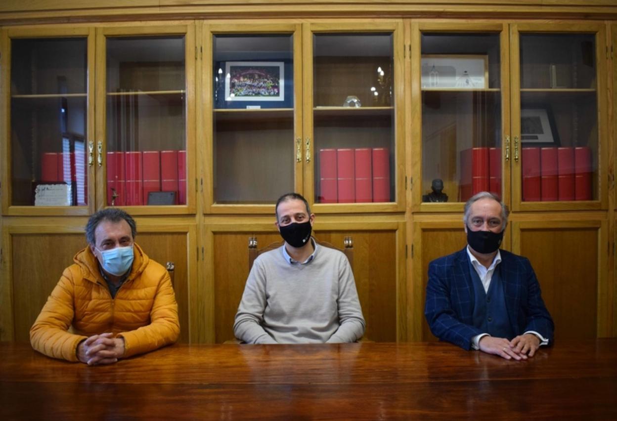 Herme González, Jorge Segurado y Juan Diego. 