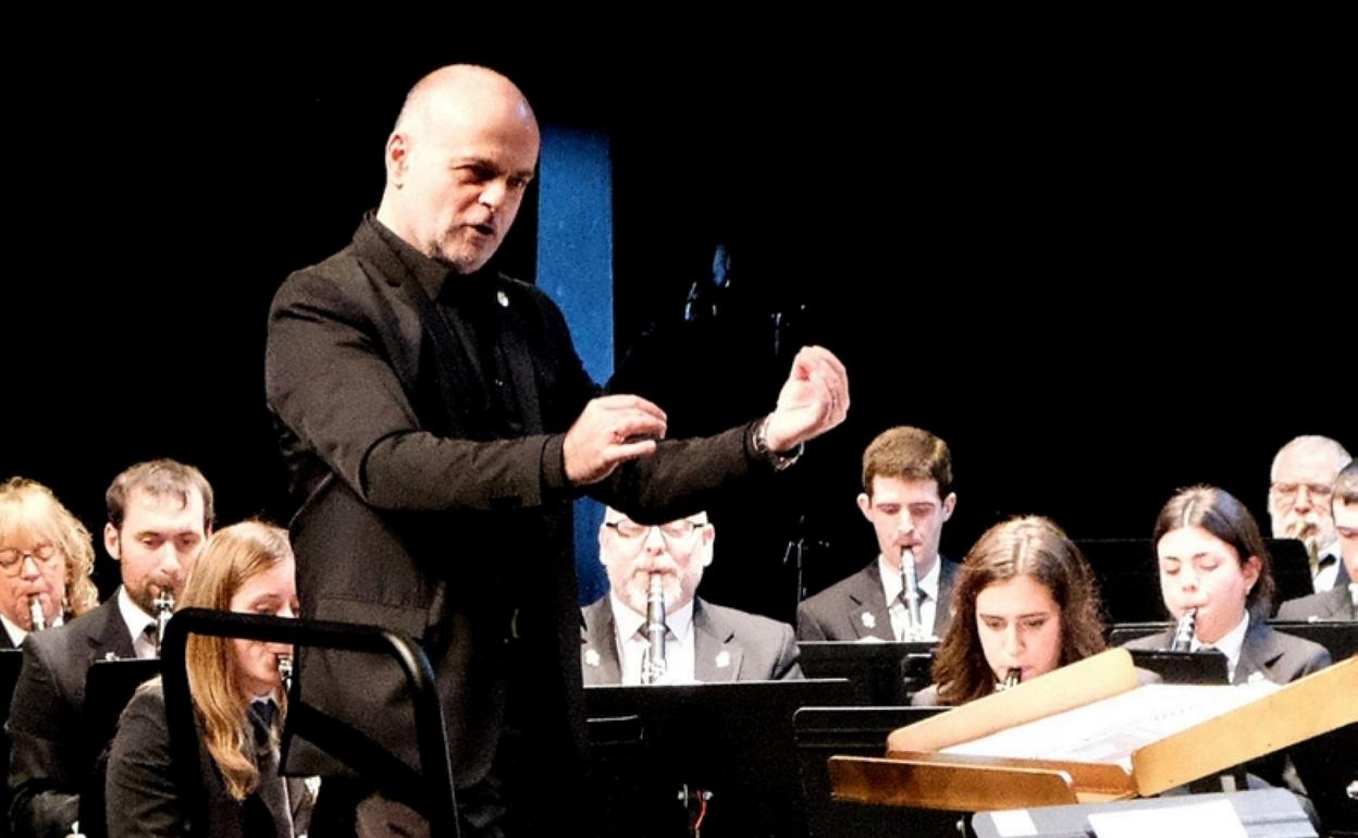 Cearsolo, durante el concierto en el teatro Zelai Aristi. 