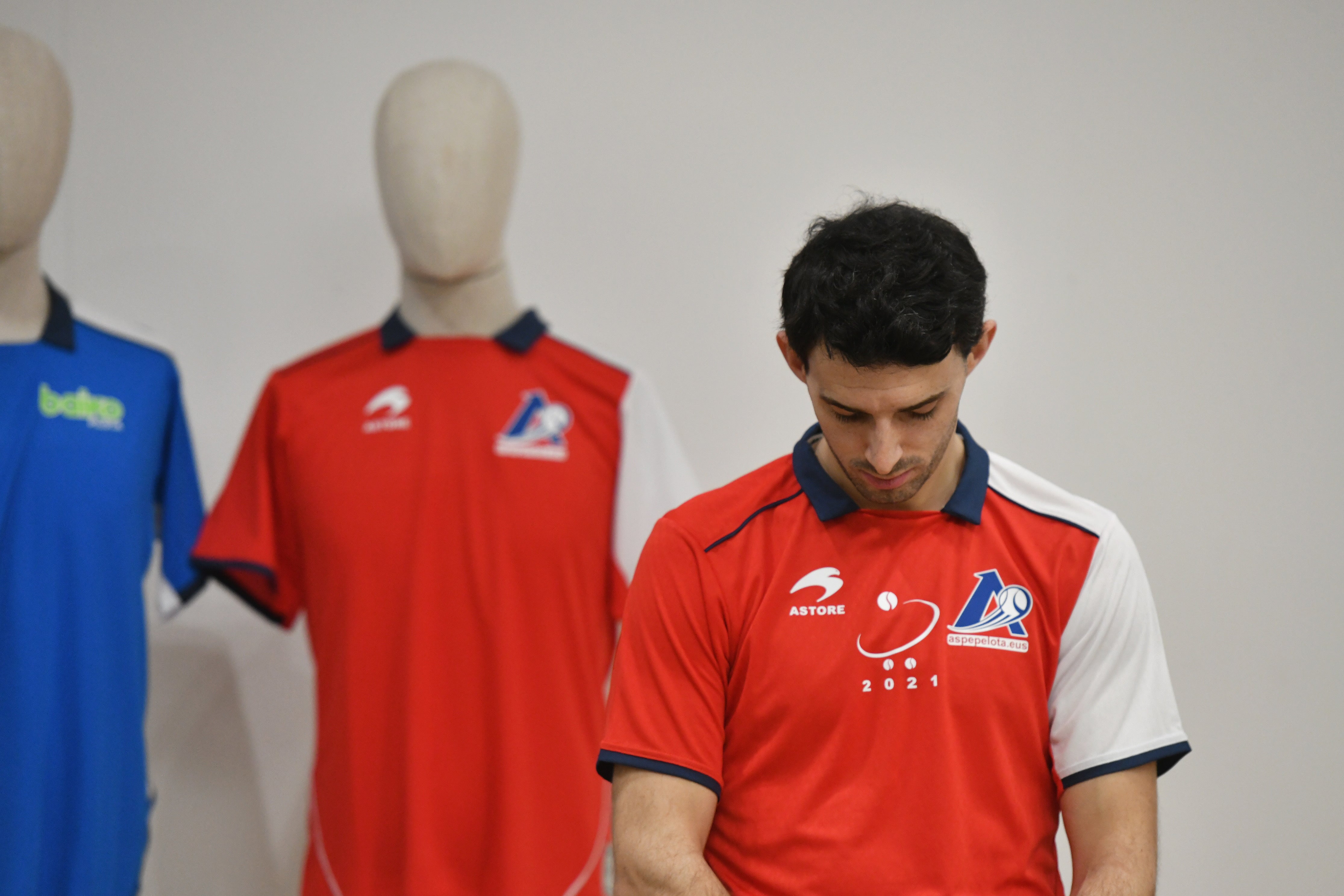 Fotos de las nuevas camisetas Astore del Campeonato Parejas de pelota