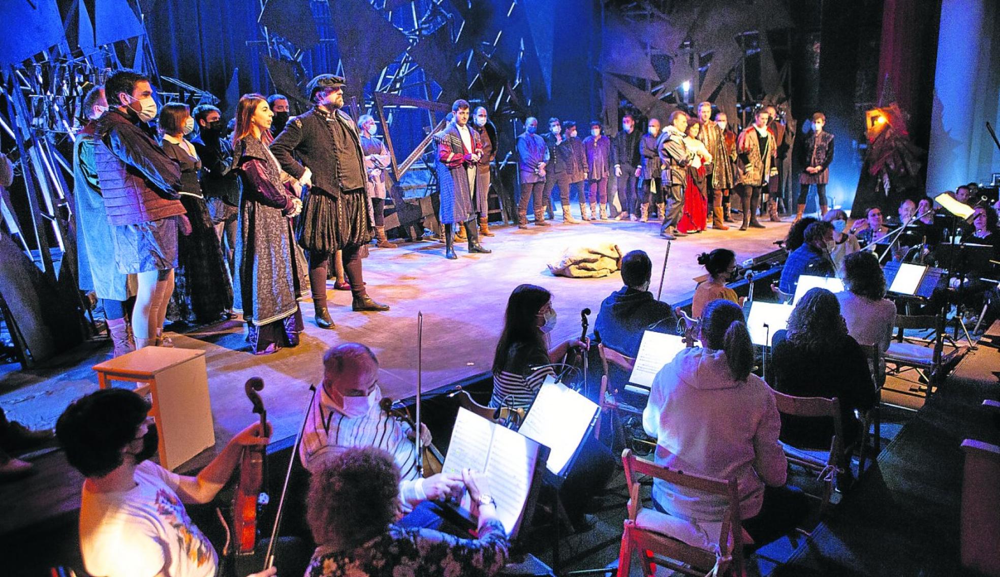 Imagen del ensayo celebrado ayer, a última hora de la tarde, en el Centro Cultural Amaia. 