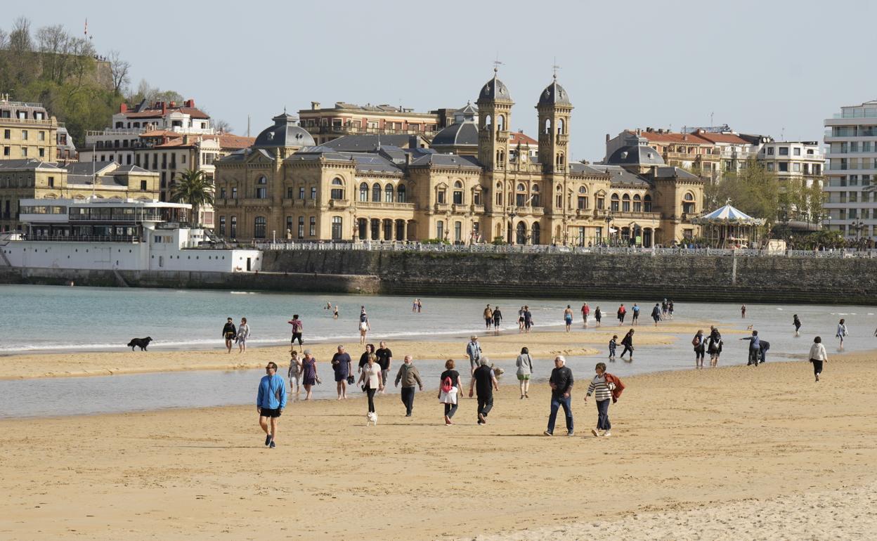 Los contagios se reducen a la mitad en Tolosa y Azpeitia la última semana y crecen en Zarautz