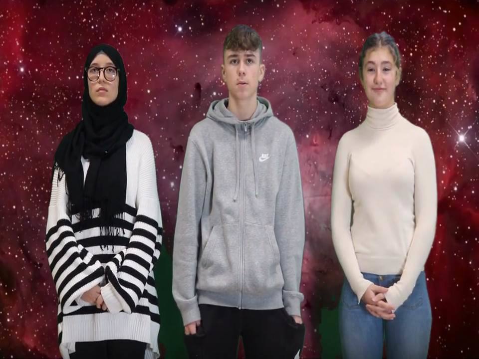 Alumnos de Secundaria de Oianguren, en un proyecto de clase.