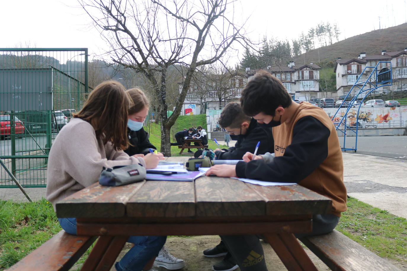 Fotos: Los alumnos del Instituto Oianguren de Ordizia
