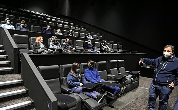 Una de las salas abiertas este jueves en Garbera.