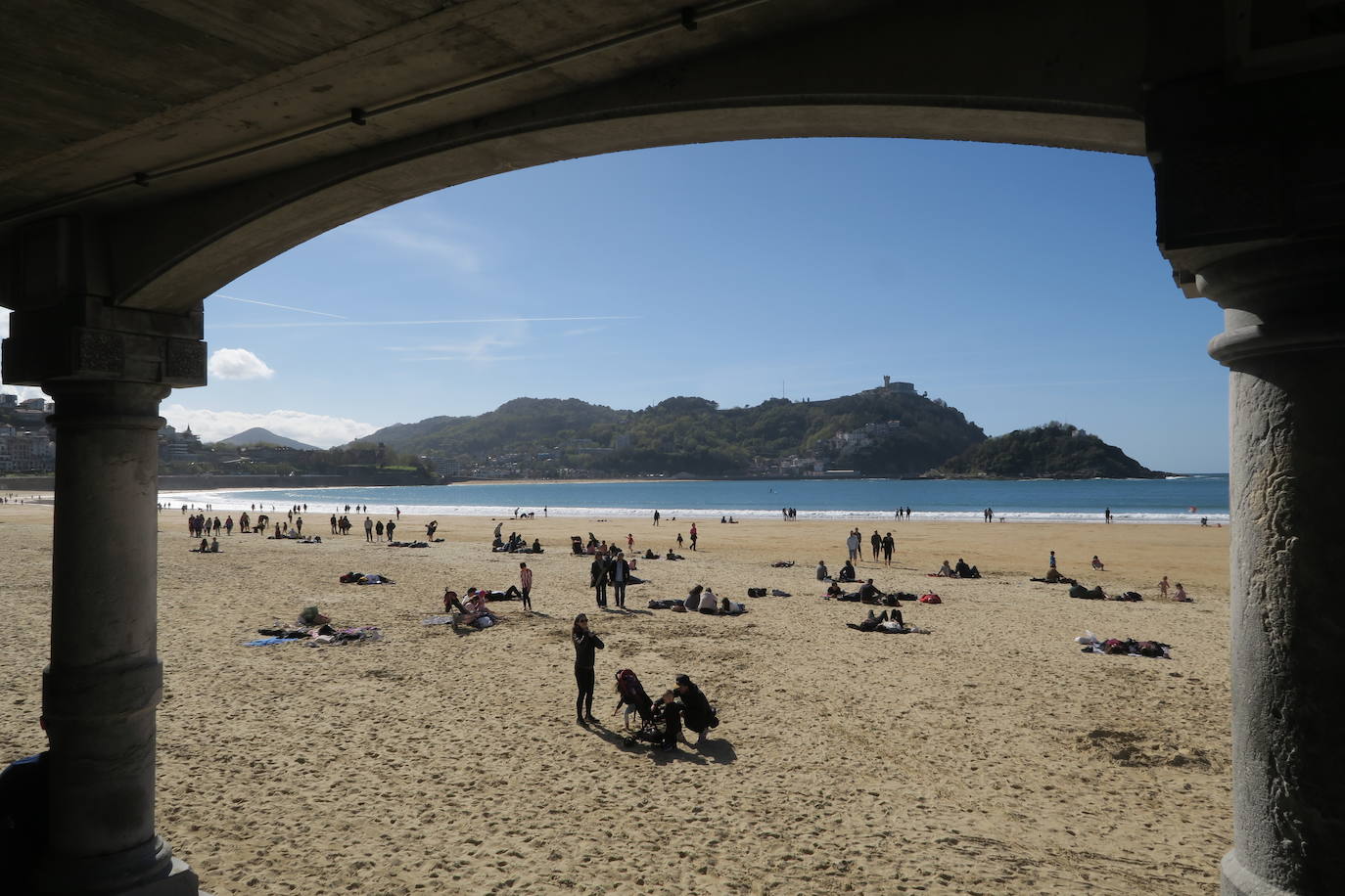 Fotos: Tiempo soleado durante la tarde de este sábado