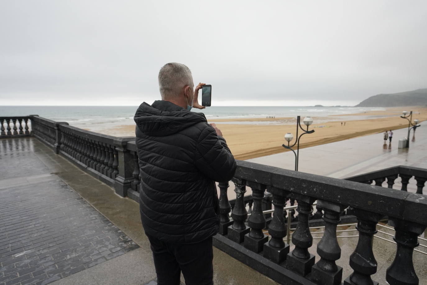 Fotos: Gipuzkoa ya recibe a sus primeros turistas