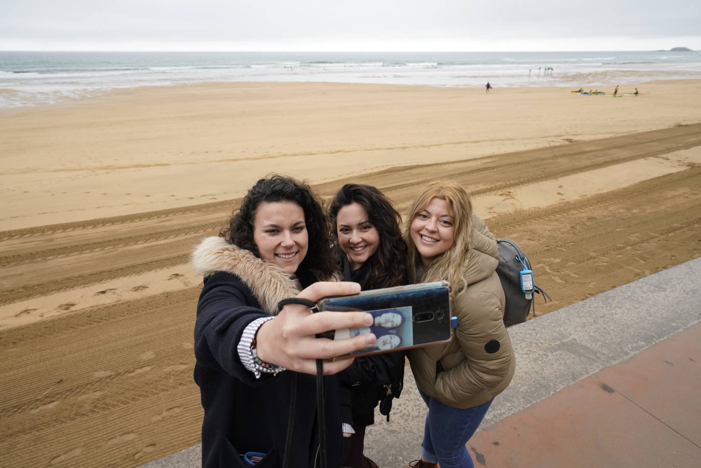 Fotos: Gipuzkoa ya recibe a sus primeros turistas