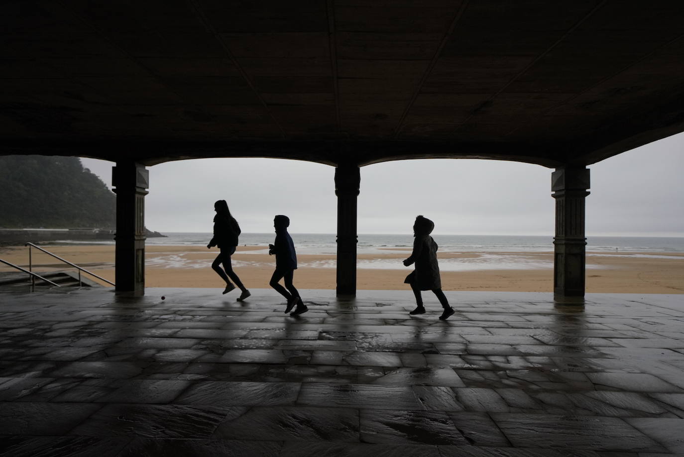 Fotos: Gipuzkoa ya recibe a sus primeros turistas
