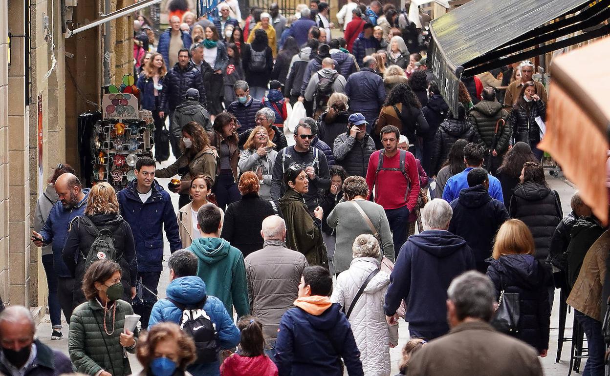 Las calles de Gipuzkoa se han vuelto a llenar de turistas durante estas primeras horas de Semana Santa. 