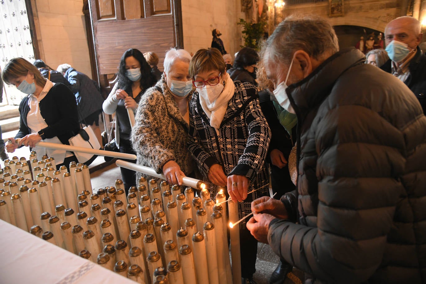 Fotos: Segura revive su tradicional procesión de Jueves Santo