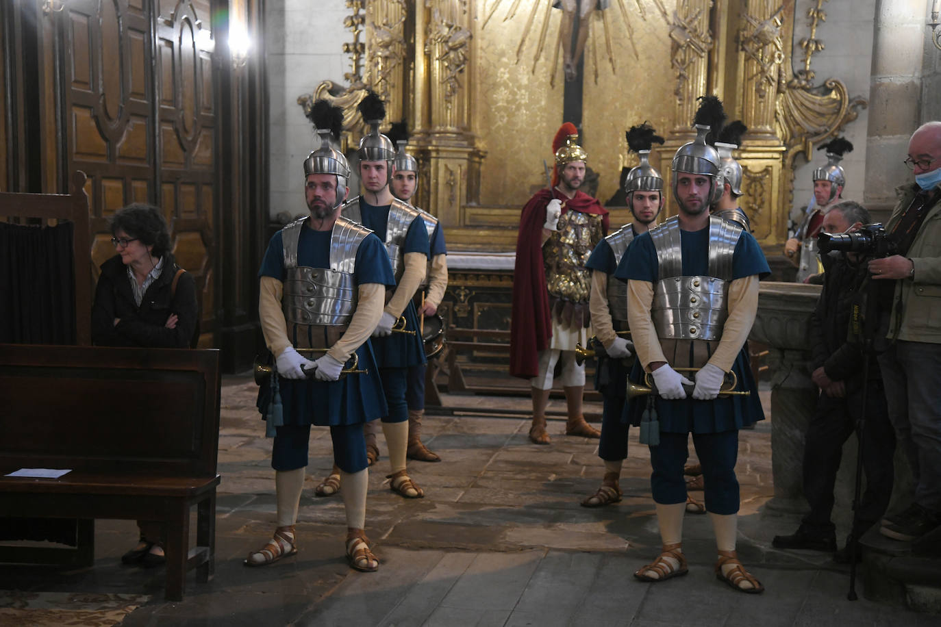 Fotos: Segura revive su tradicional procesión de Jueves Santo