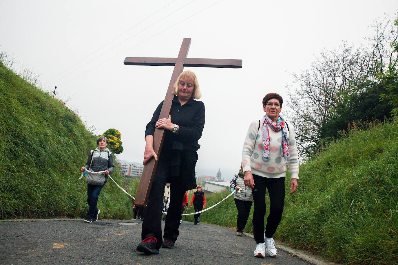 Fotos: Hernani retoma su Vía Crucis