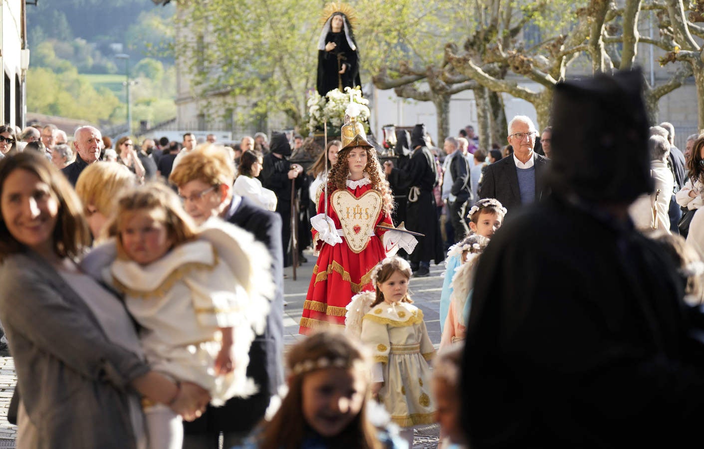Fotos: La procesión de Viernes Santo reunió a cientos de personas en Segura
