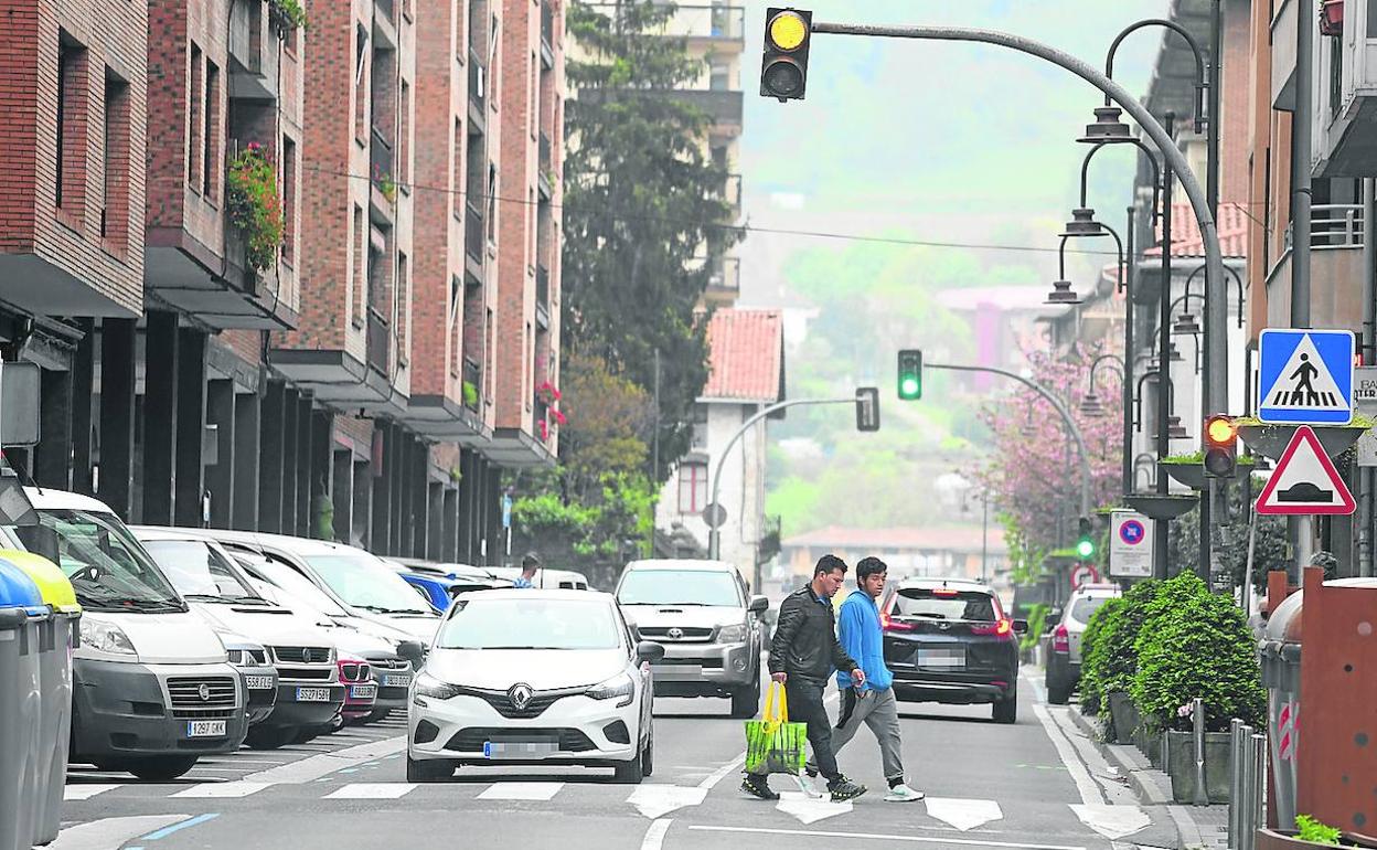 El accidente tuvo lugar en un paso de peatones y lanzó a la víctima varios metros