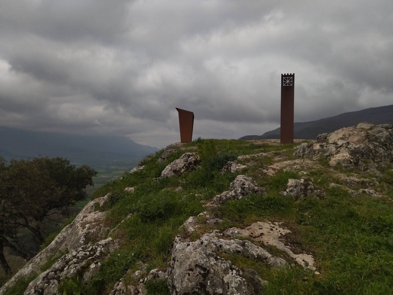 Fotos: Aitxita. La fortaleza de las Dos Hermanas