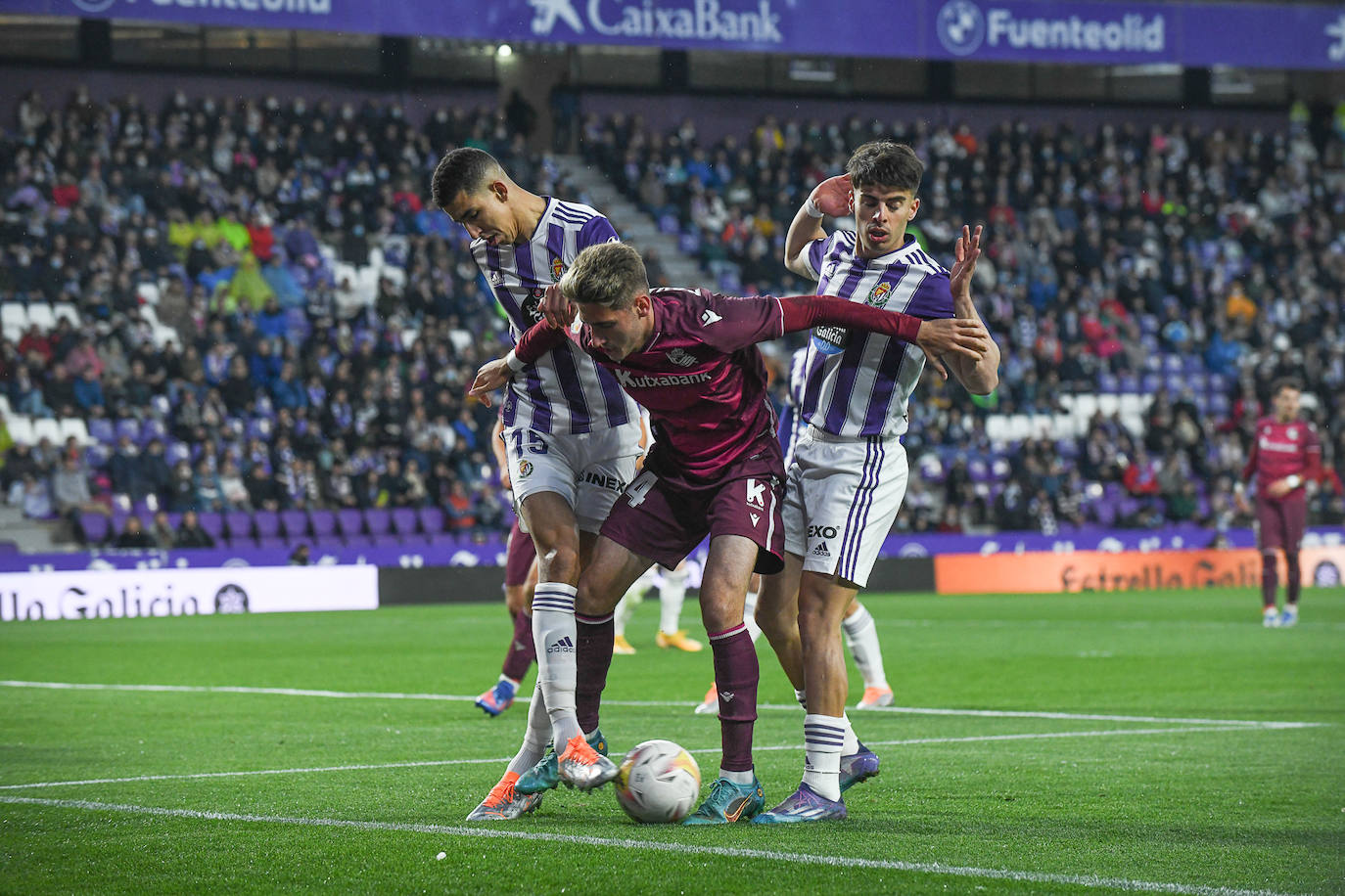 Fotos: El Sanse vence al Valladolid (1-2)