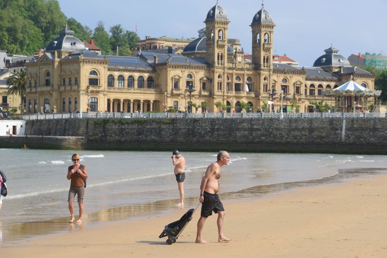 Fotos: Donostia disfruta de un sábado soleado y de agradables temperaturas