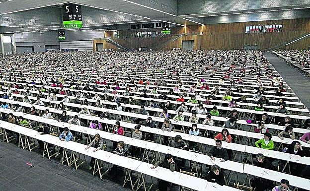 sesión de exámenes para una Oferta de Empleo del Gobierno Vasco
