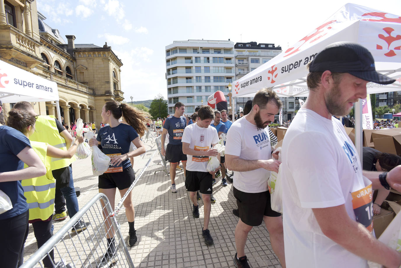 Fotos: Los participantes en la Carrera de Empresas de San Sebastián