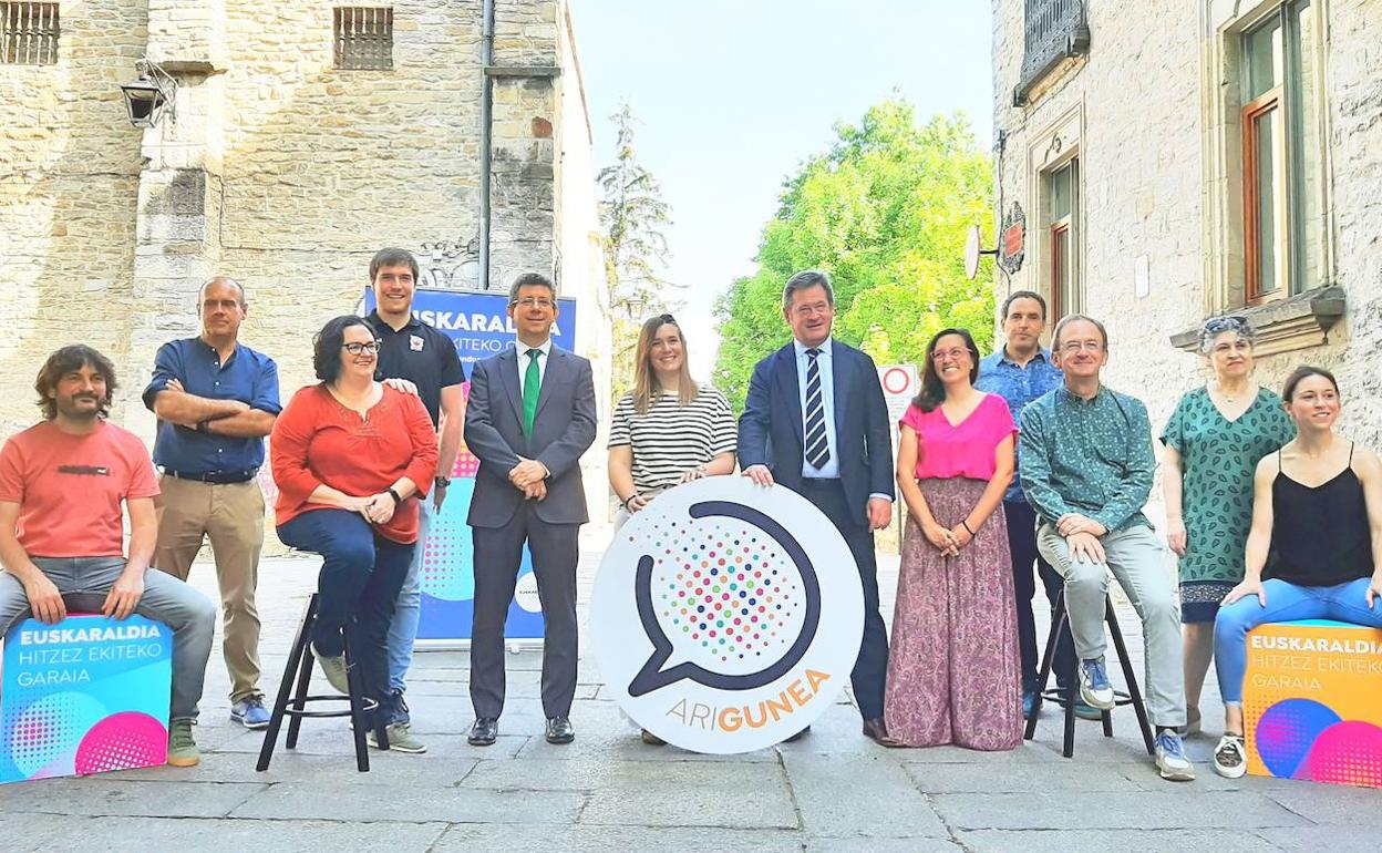 Gasteizen egin dute aurkezpena antolatzatzaileek ordezkariek. 