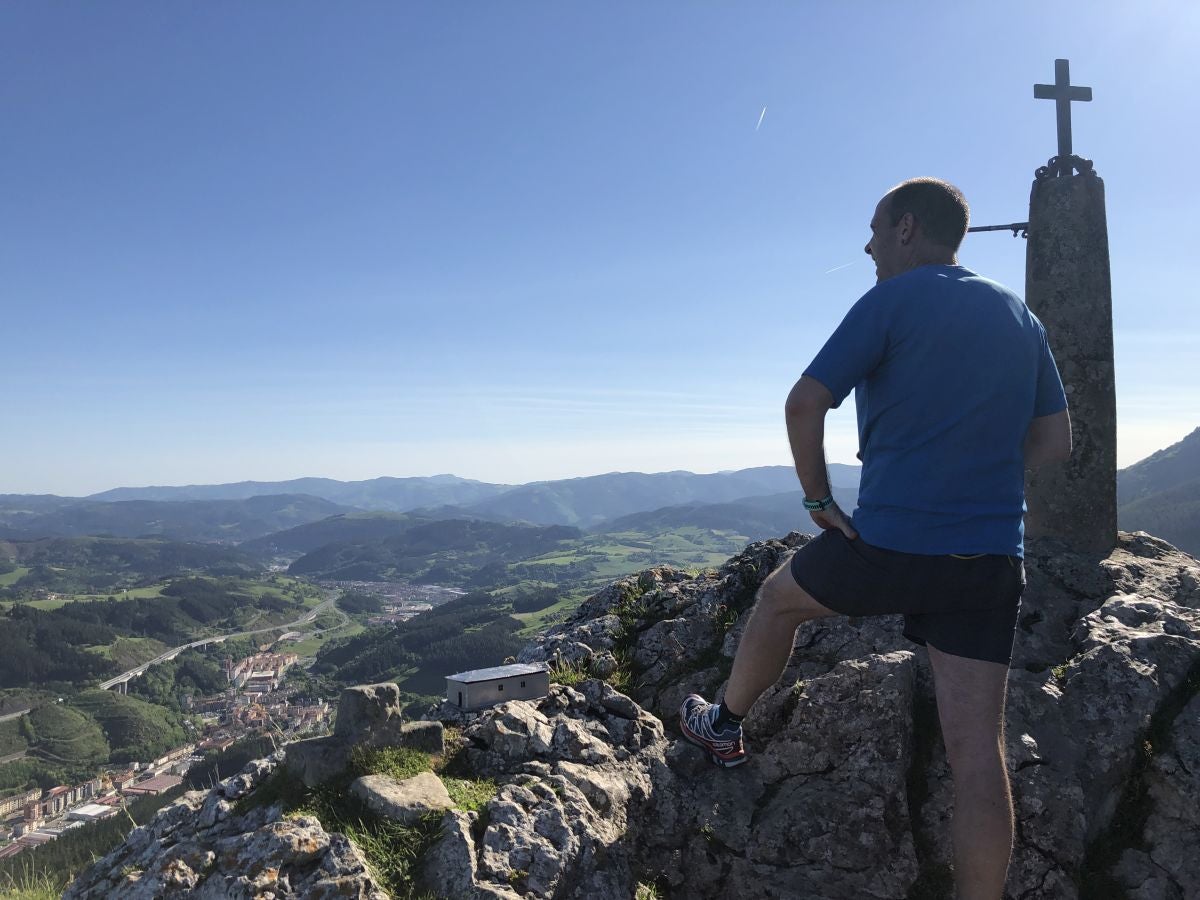 Fotos: Aitzorrotz, una cima con mucha historia