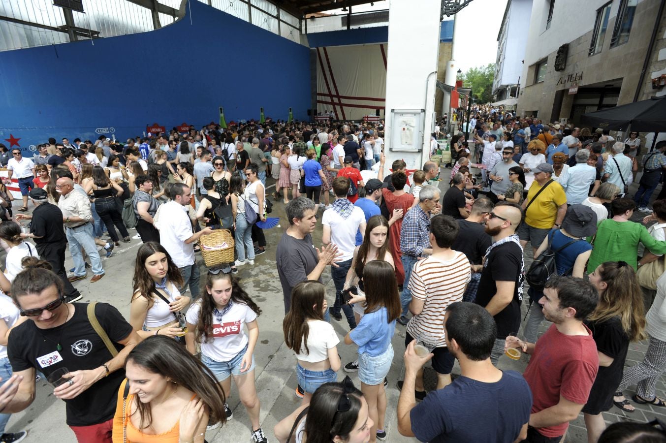 Fotos: Sagardo egun jendetsua Usurbilen