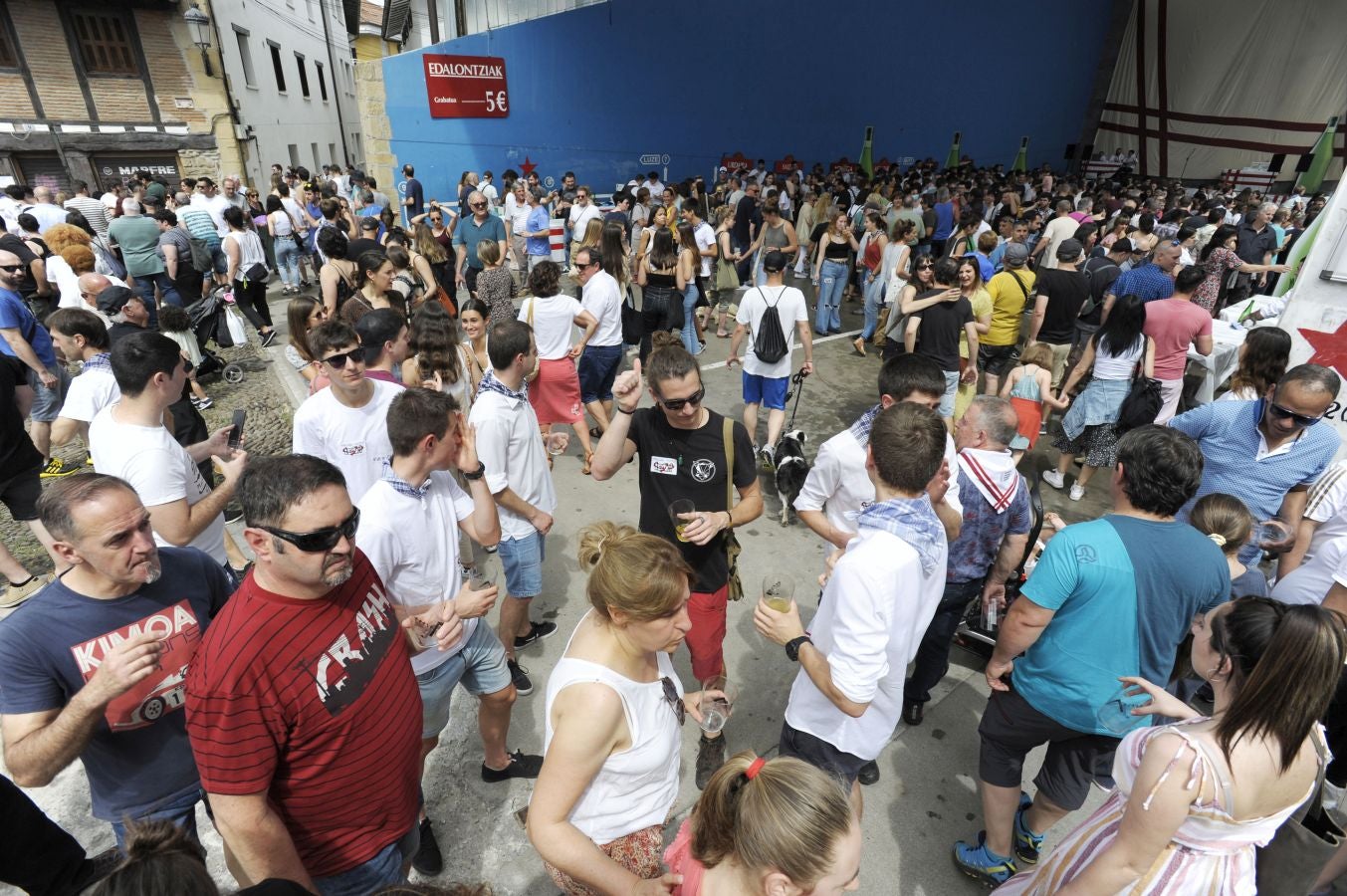 Fotos: Sagardo egun jendetsua Usurbilen