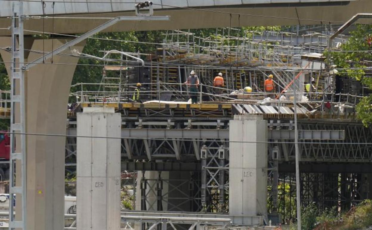 Obras del TAV que se están ejecutando actualmente en el tramo Hernani-Astigarraga.