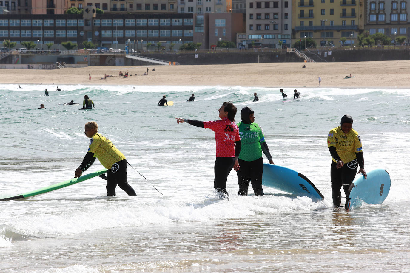 Fotos: Surfeando las adversidades