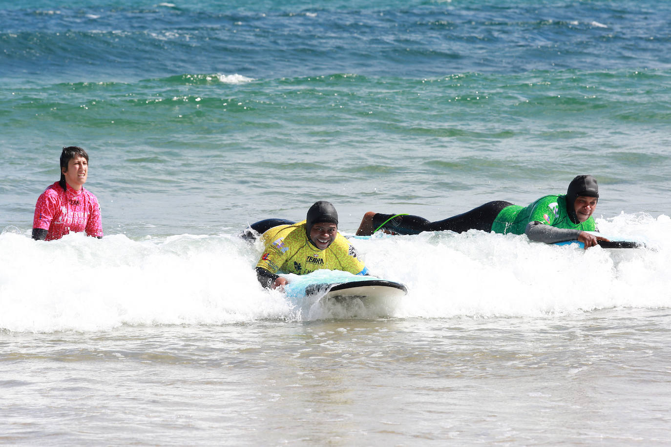 Fotos: Surfeando las adversidades