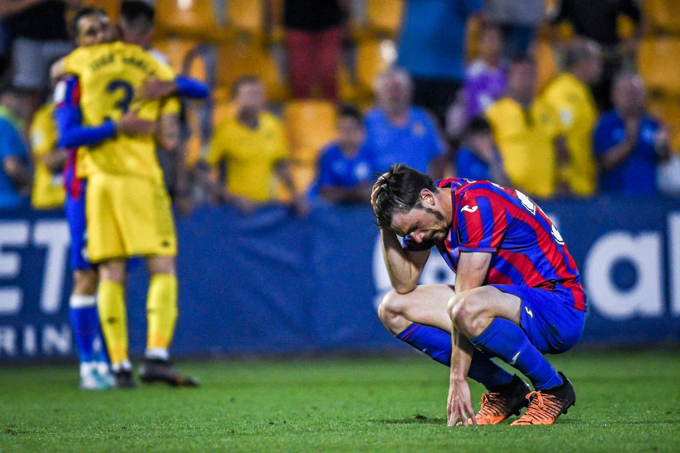 Fotos: Las imágenes del partido entre el Alcorcón y el Eibar