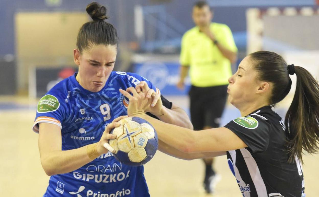 Emma Boada y Laura Hernández seguirán un año más en el Bera Bera